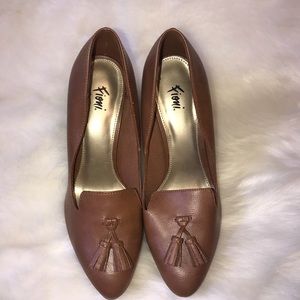 Woman’s Fioni brown heels size 7 new